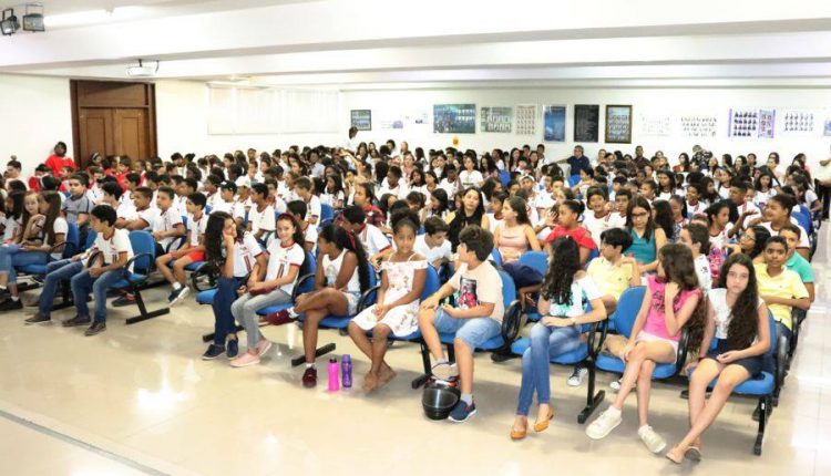 Cerimônia marca a formatura de 400 alunos do Proerd em Caetité
